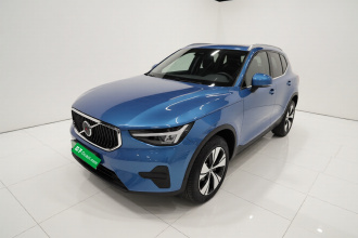 沃尔沃XC40 2024款 B3 智远豪华版