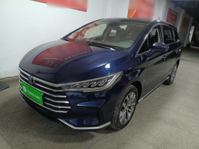 比亚迪 宋MAX 2021款 升级版 1.5T 自动尊贵型 6座