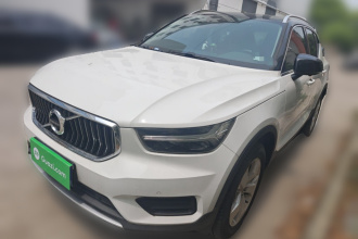 沃尔沃XC40 2021款 T4 四驱智远豪华版