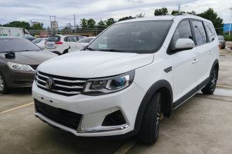 东风风行 风行SX6 2019款 1.6L 手动豪华型 国VI