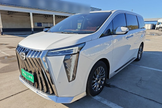 广汽传祺 传祺M8 2023款 宗师系列 400T 旗舰版