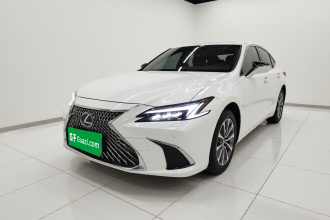 雷克萨斯ES 2025款 200 臻享版