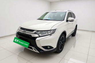 三菱 欧蓝德 2019款 2.0L 两驱畅享版 7座 国V