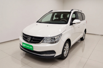 宝骏730 2016款 改款 1.5L 手动标准型 7座 国V