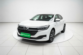 北京汽车 北京U7 2019款 1.5T 手动精英版 国V