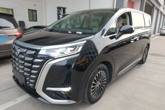 腾势D9 2024款 DM-i 980 四驱旗舰型