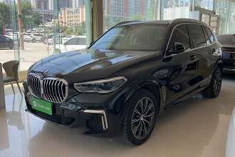 宝马X5 2022款 改款 xDrive 30Li 尊享型M运动套装