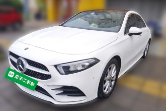 奔驰A级 2022款 A 200 L 运动轿车动感型