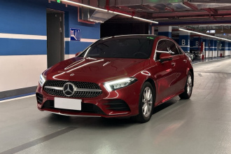 奔驰A级 2022款 A 200 L 运动轿车动感型