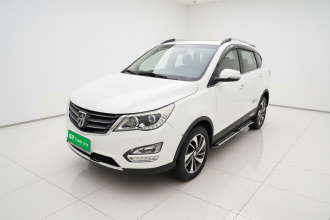 宝骏560 2016款 1.8L 手动豪华型