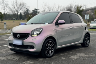 smart forfour 2016款 0.9T 66千瓦先锋版