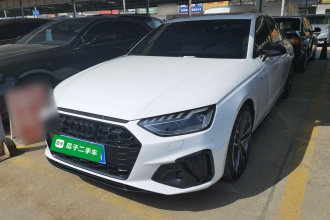奥迪A4L 2023款 40 TFSI quattro 豪华动感型