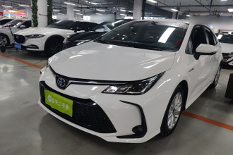 丰田 卡罗拉 2023款 1.8L 智能电混双擎 精英版