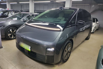 理想汽车 理想MEGA 2024款 Ultra