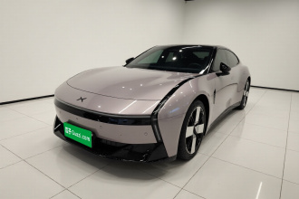 小鹏P7 2025款 820 超长续航 Ultra