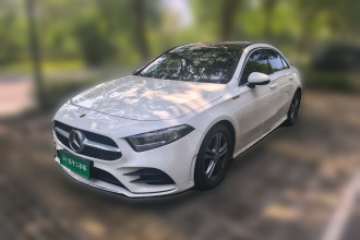 奔驰A级 2022款 A 180 L 运动轿车
