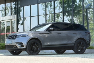 路虎 揽胜星脉 2023款 250PS 熠黑珍藏版