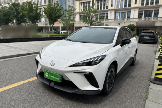 名爵 MG4 EV 2023款 415km 出海冠军版