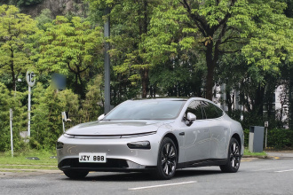 小鹏P7 2020款 670E