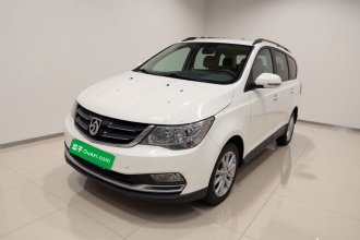 宝骏730 2016款 1.5L 手动舒适型 7座 国V