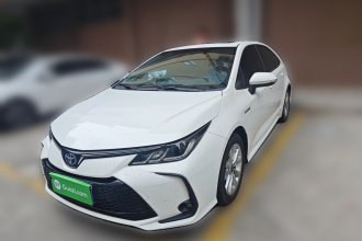 丰田 卡罗拉 2023款 1.8L 智能电混双擎 精英版