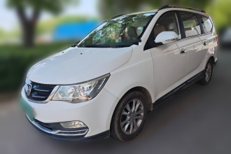 宝骏730 2016款 1.5L 手动舒适型 7座 国V