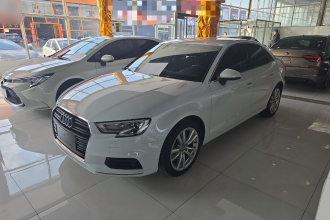 奥迪A3 2018款 30周年年型 Limousine 35 TFSI 进取型