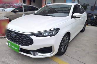 福特 福睿斯 2021款 1.5L 自动钻石版