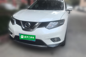 日产 奇骏 2015款 2.0L CVT舒适MAX版 2WD