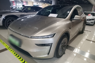 特斯拉 Model Y L 2025款 长续航全轮驱动版