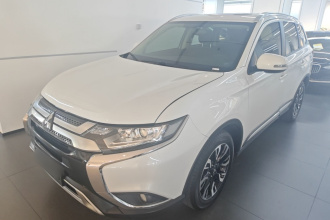 三菱 欧蓝德 2019款 2.0L 两驱畅享版 5座 国VI