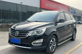 宝骏560 2015款 1.8L 手动豪华型