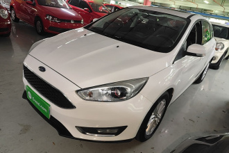 福特 福克斯 2017款 两厢 EcoBoost 180 自动精英型