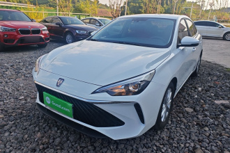 荣威i5 2023款 1.5L CVT豪华版