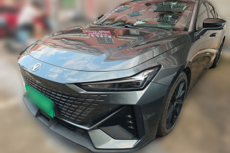 长安UNI-V 2023款 1.5T 尊贵型