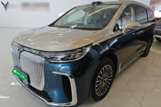 岚图汽车 岚图梦想家 2026款 PHEV 乾崑Ultra