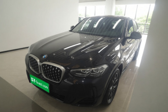 宝马X4 2022款 xDrive 25i M运动套装