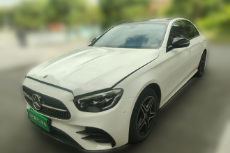 奔驰E级(进口) 2023款 E 300 时尚型运动版