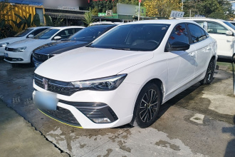 荣威i5 2021款 改款 1.5L CVT钻石版