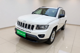 Jeep 指南者(进口) 2014款 2.0L 两驱运动版
