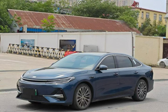 吉利银河 银河A7 2025款 EM-i 150km 星舰版