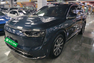 鸿蒙智行 问界M8 2025款 增程 Max+版 53.4kWh 5座版 (192线激光雷达）