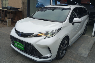 丰田 格瑞维亚 2023款 2.5L混动 尊爵VIP版