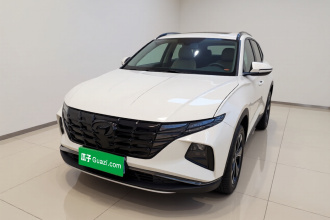 现代 2023款 途胜L 1.5T 自动两驱DLX豪华版
