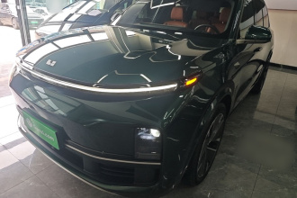 理想汽车 理想L9 2025款 Ultra 智能焕新版