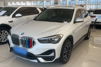 宝马X1 2022款 xDrive25Li 尊享型