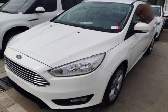 福特 福克斯 2017款 三厢 1.6L 手动舒适型智行版