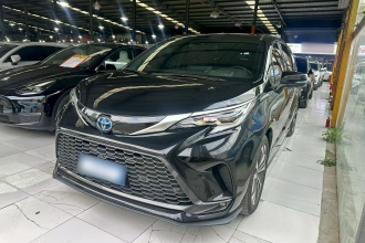 丰田 格瑞维亚 2022款 2.5L混动 旗舰版