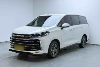 上汽大通MAXUS 大通G50 2023款 PLUS 1.5T 幸福推荐自动启航版