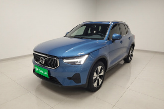 沃尔沃XC40 2023款 B3 智远豪华版